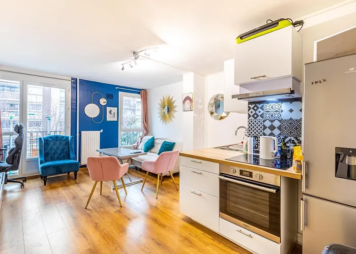 Guestready - Chic Apt Near Passerelle Bichat